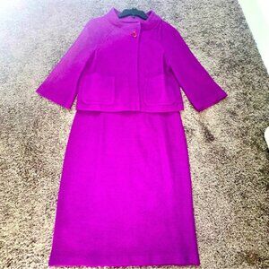 ST. JOHN cardigan and skirt fall 2009 collection light purple color size 12